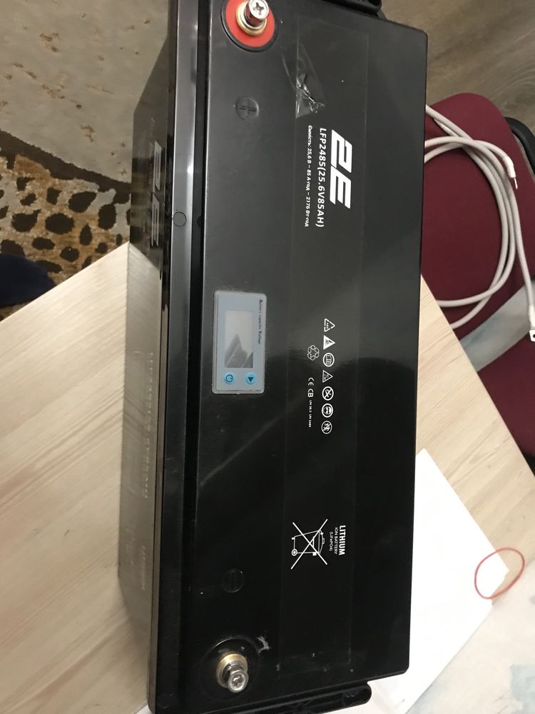 Аккумуляторная Батарея 2E LFP2485 24V/85AH LCD 8S