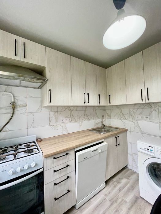 Оренда 1 кімнатна квартира вул. Петлюри1