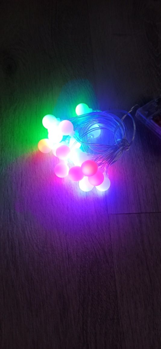 Łańcuch dekoracyjny LED w kształcie kuleczek