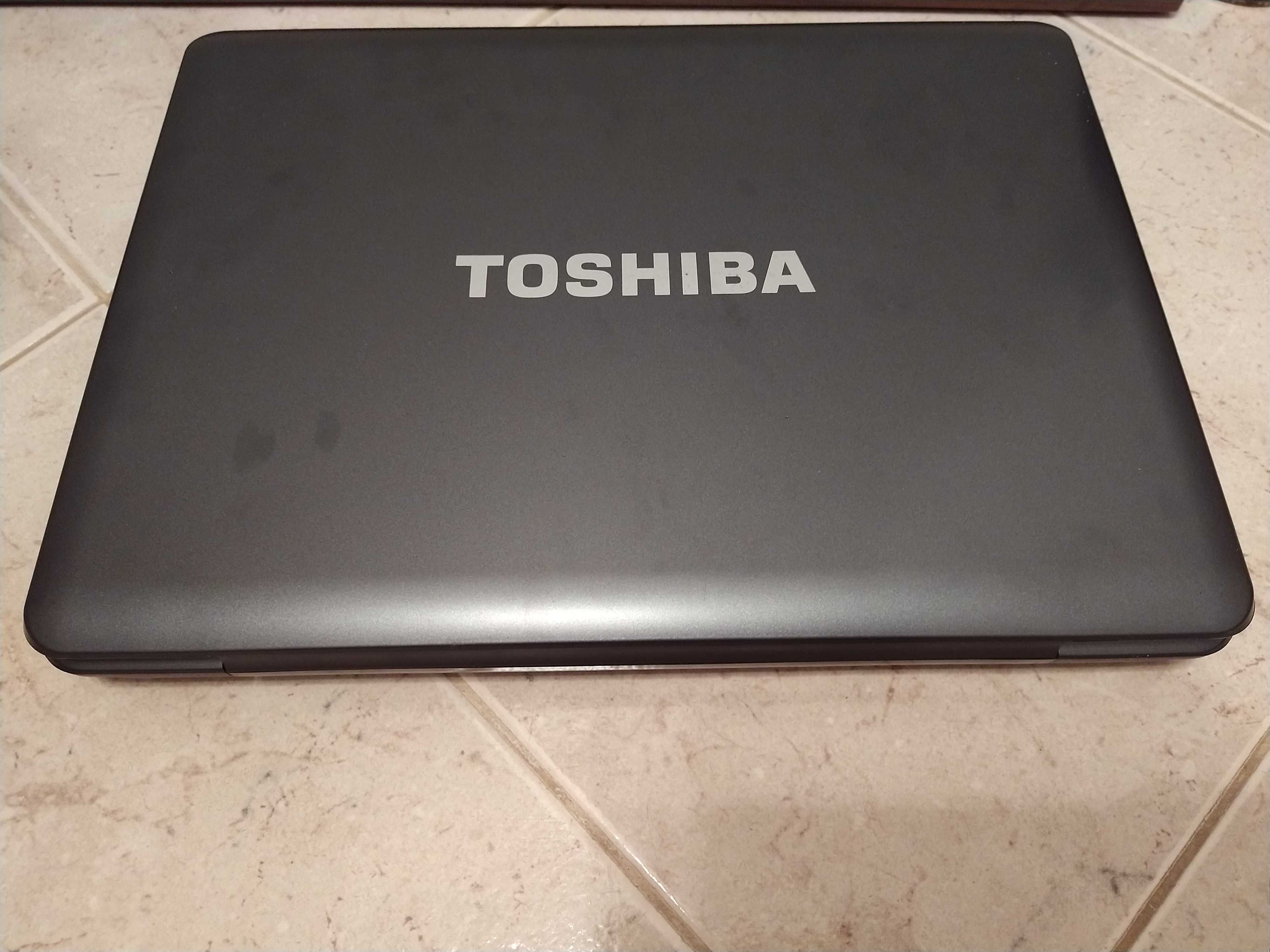 Portátil Toshiba Satellite A300-22h - peças