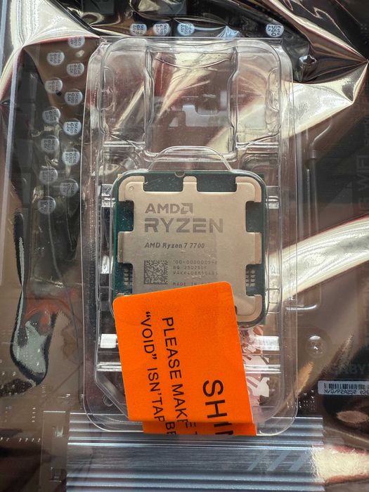 Комплект процеcсор AMD Ryzen 7700, мат. плата B650M, память DDR5 6400