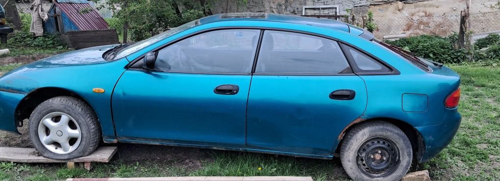 Продам Mazda 323f