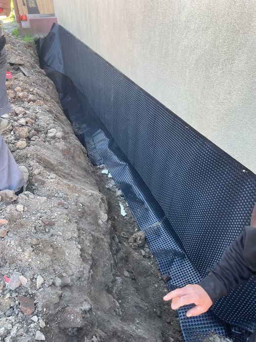 USŁUGI MINIKOPARKĄ - WYWROTKA - Przyłącza WOD-KAN - Ziemia - Kruszywa