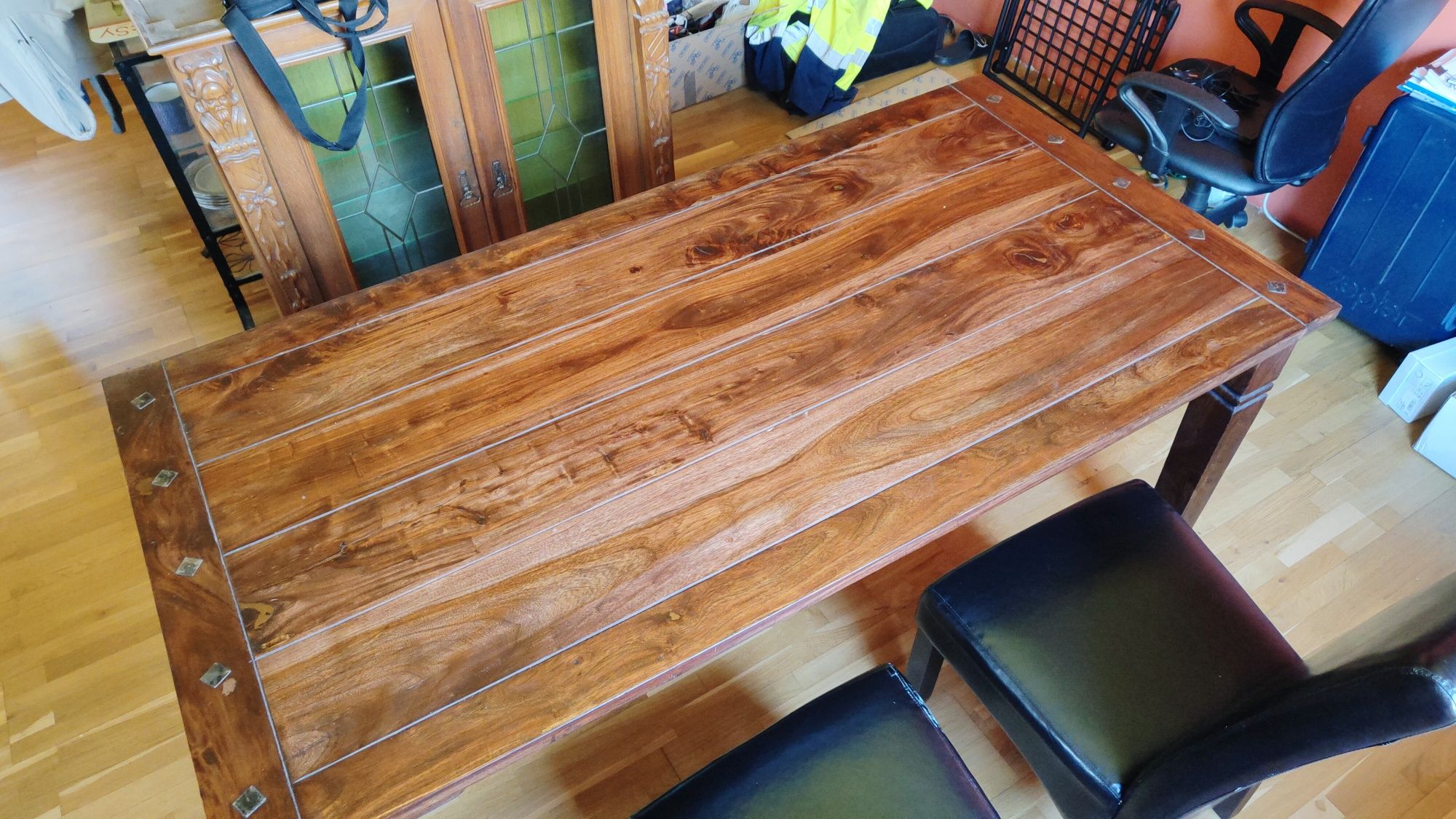 Duży stół drewniany + 4 krzesła
