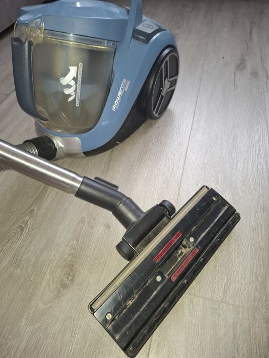 Вінниця. Продам пилосос ровента