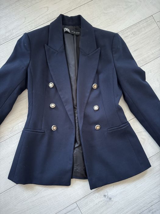 Жакет Zara, стильний, якісний (майже новий)