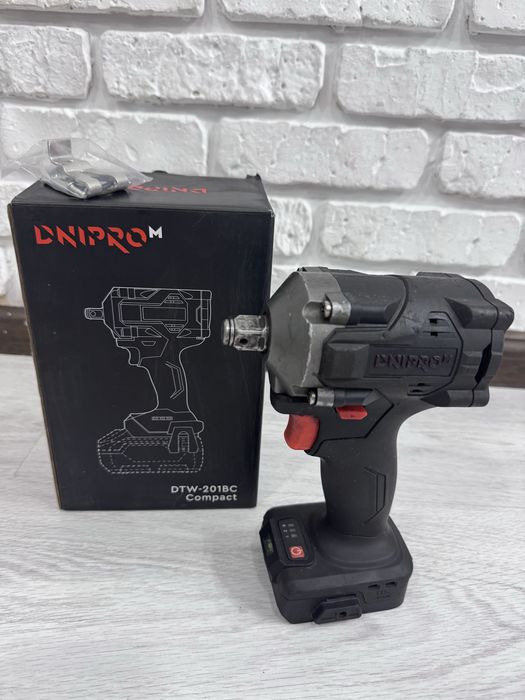 Аккумуляторный гайковерт Dnipro-M DTW-201BC Compact (без АКБ и ЗУ)