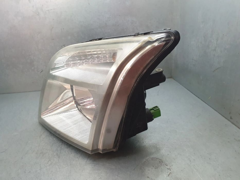 Ótica / farol esquerda FORD Tourneo Connect