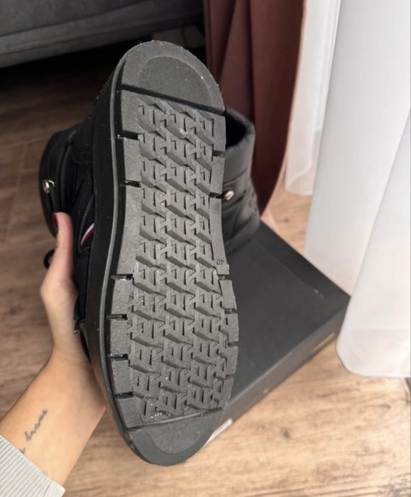 Śniegowce Tommy Hilfiger r.38, oryginalne