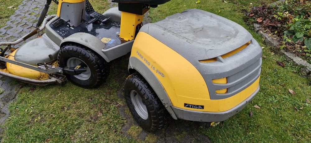 Stiga park pro 16 AWD traktorek kosiarka bijakowa