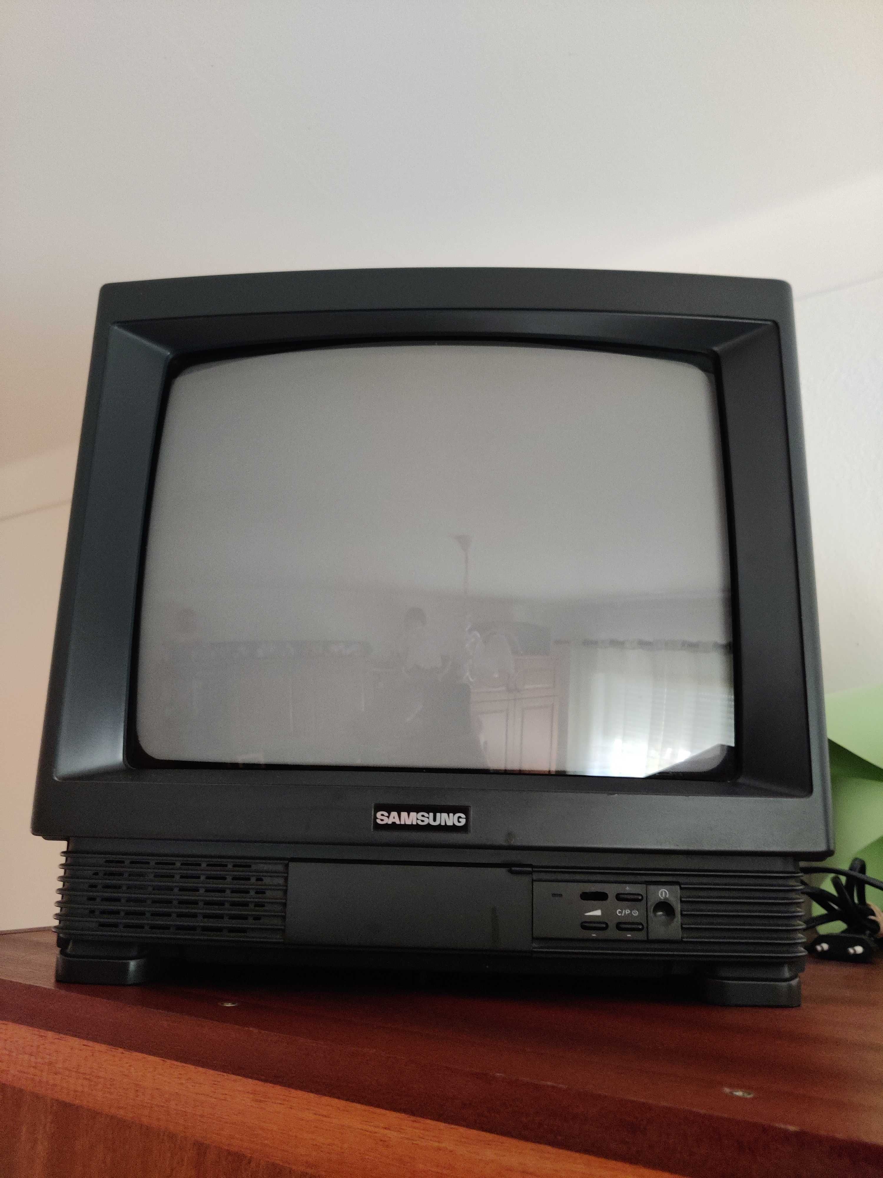 Televisão Samsung - Vintage