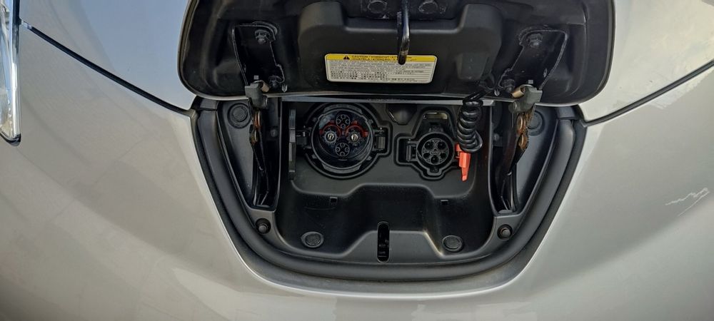 Nissan leaf 2014/90т.км.европа