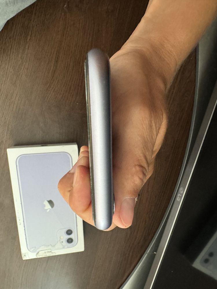 Iphone 11 fioletowy purple 64gb