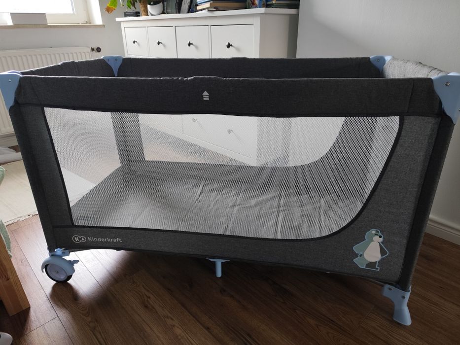 Łóżeczko turystyczne Kinderkraft Joy super stan
