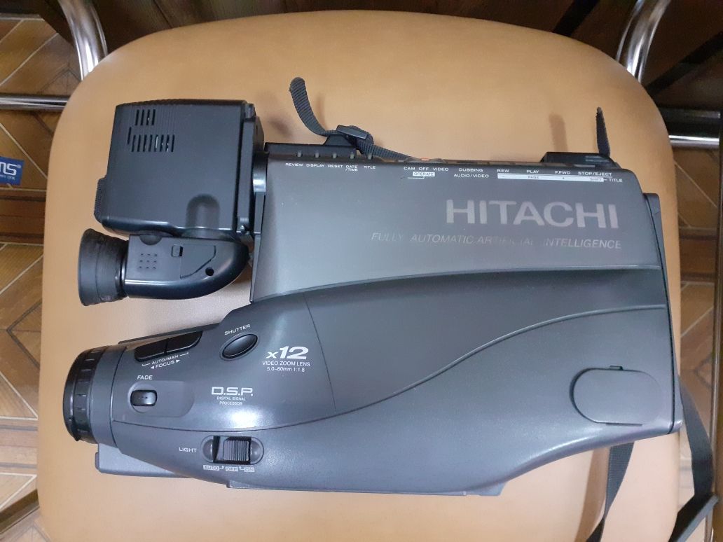 Відеокамера Hitachi vm 2780 e