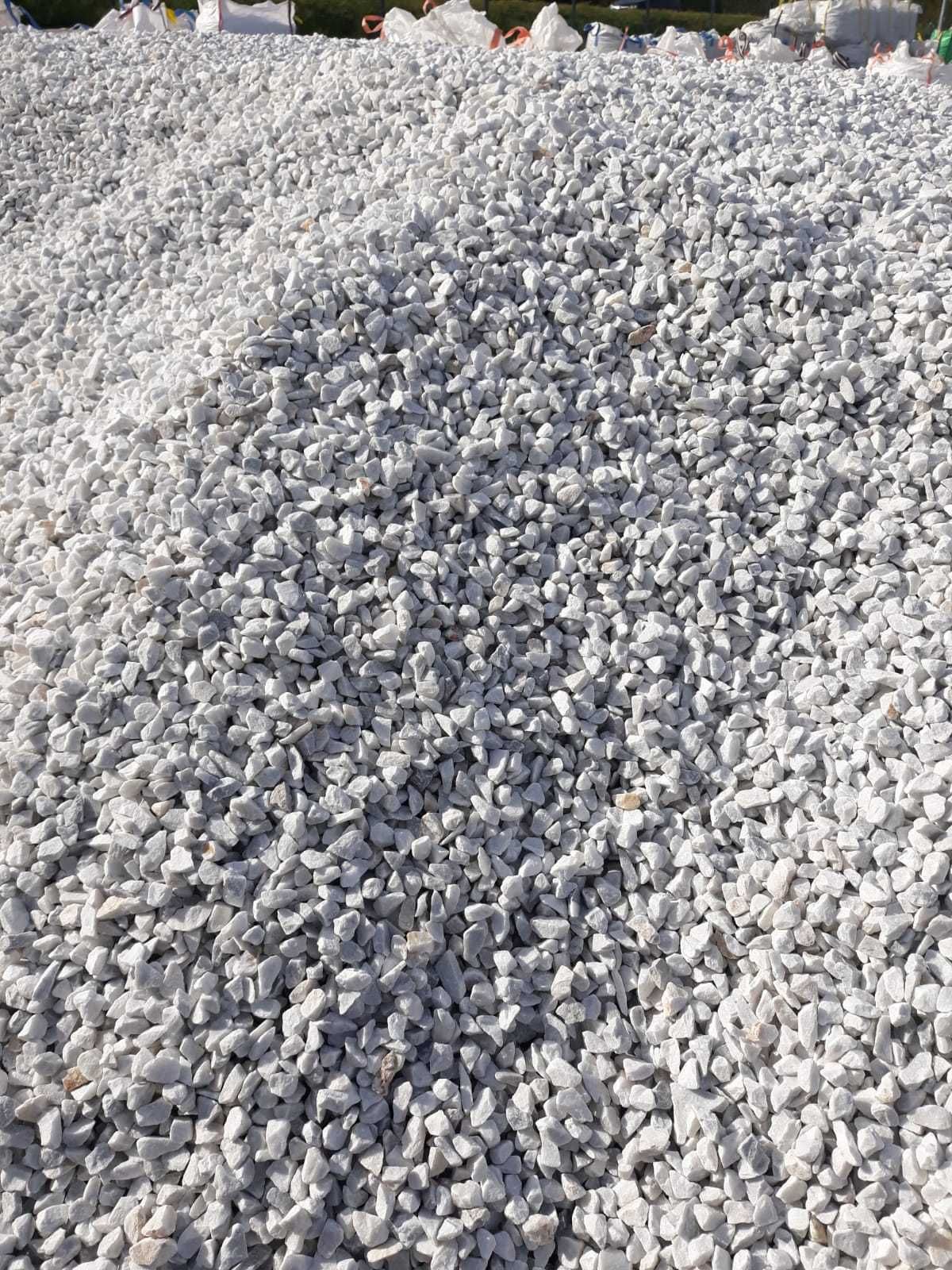 Kruszywo włoski marmur Bianco Carrara 16-22 worek 25 kg