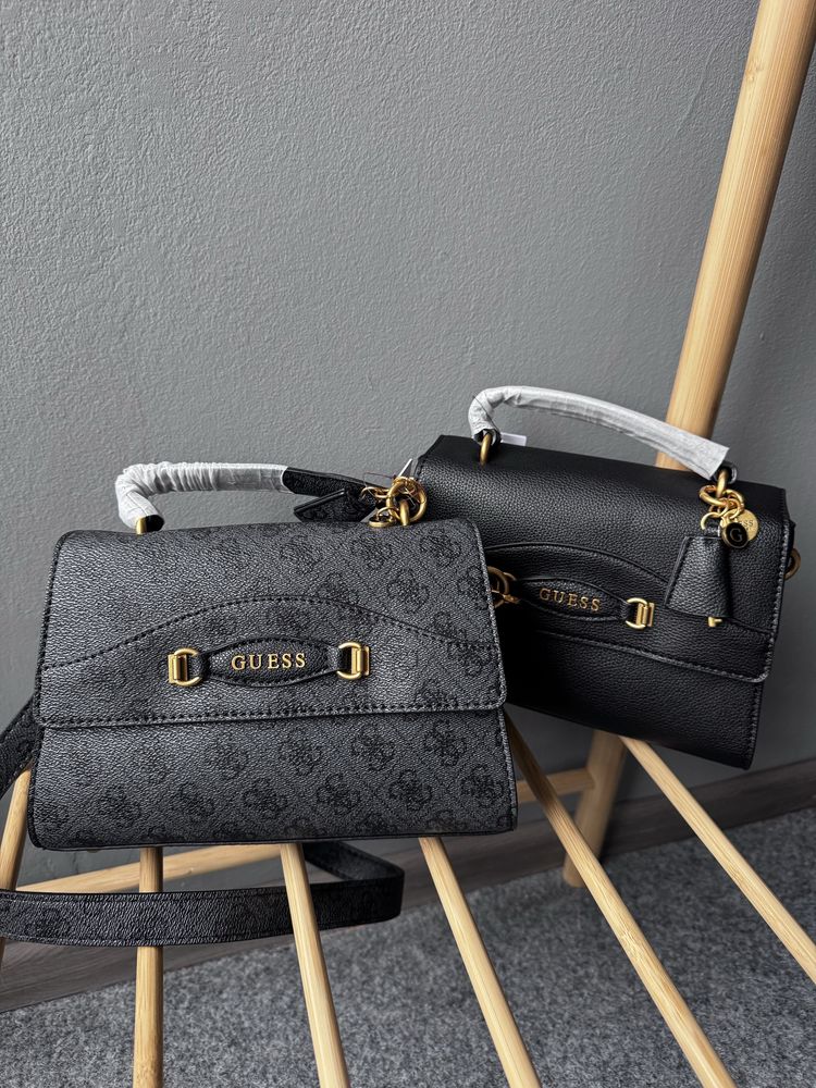 Сумка Guess