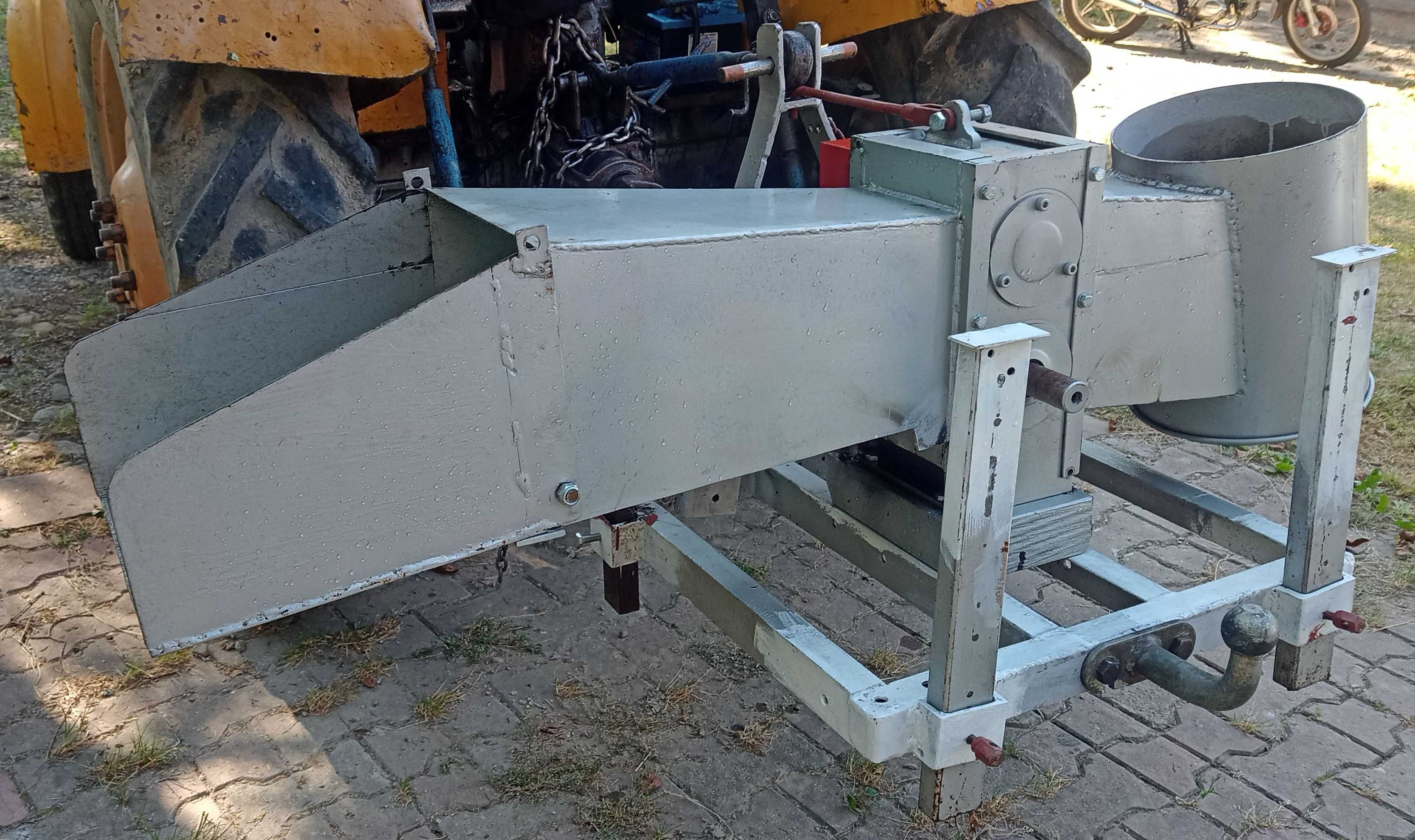 Rębak do gałęzi, mechanizm tnący Remet CNC R-60