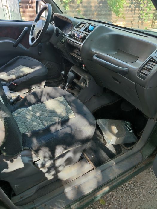 Продам Ніссан Террано 2.1998 рік