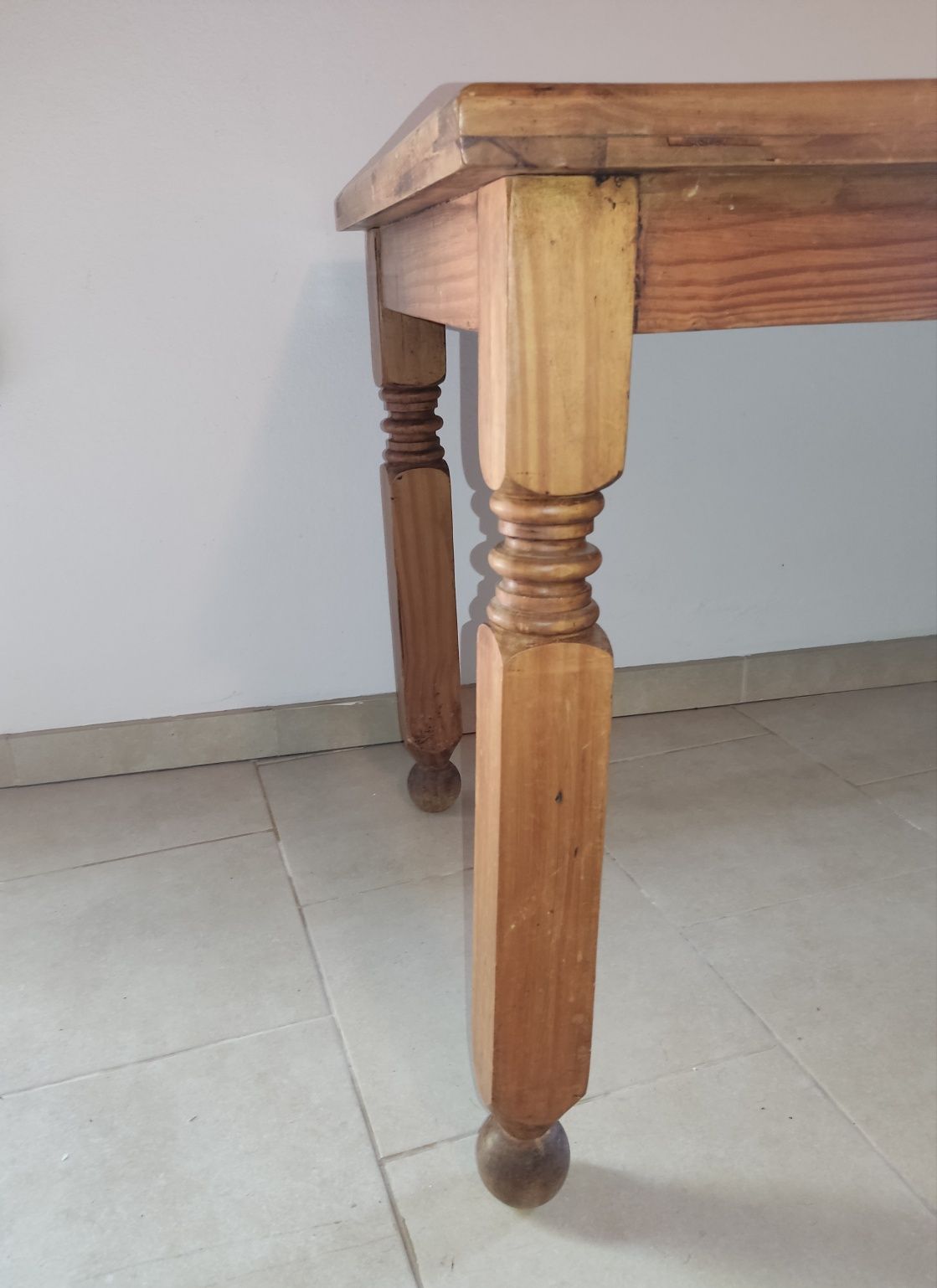 Mesa jantar de madeira maciça estilo rústico