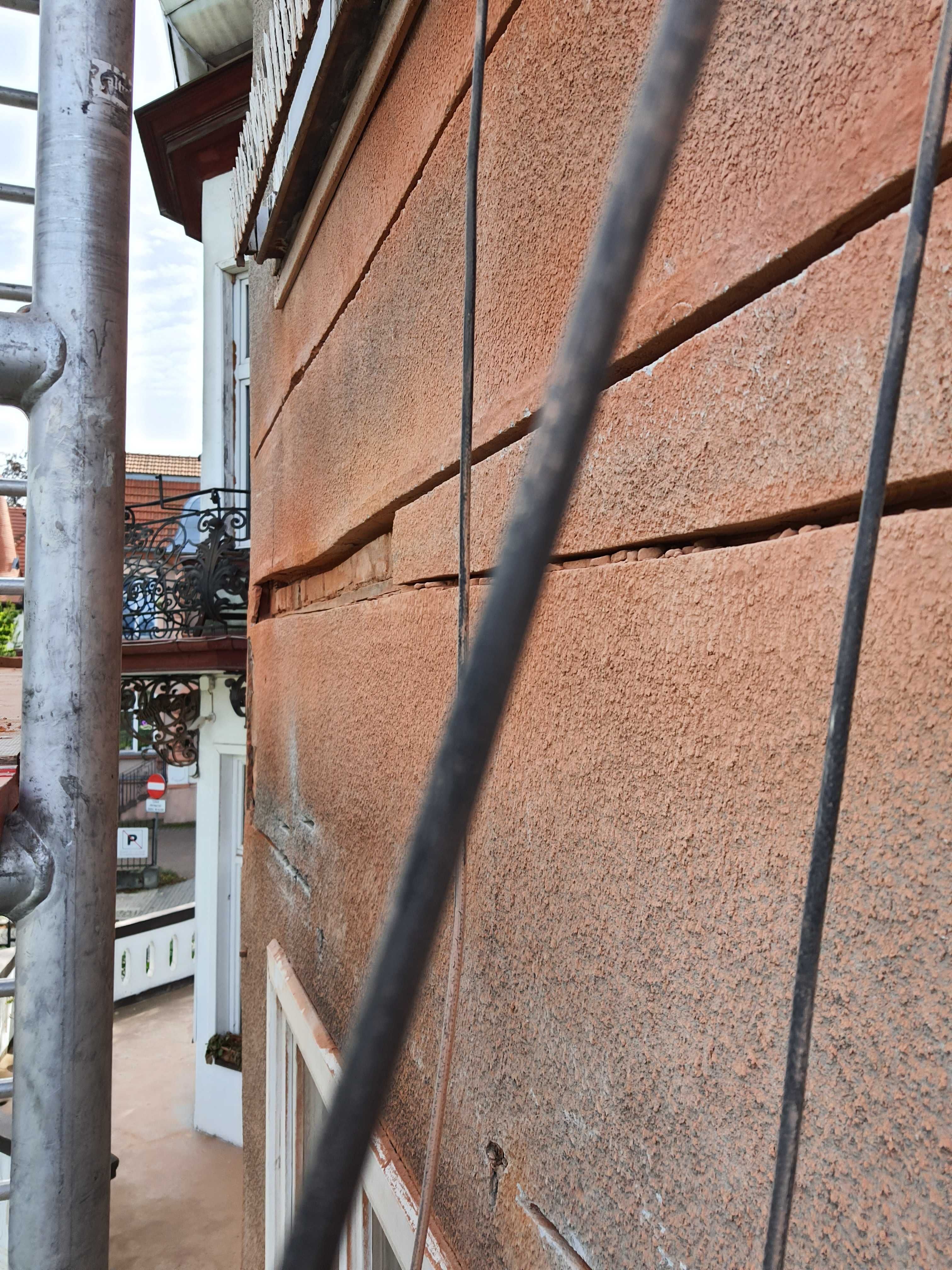 Naprawa popękanych murów, ścian, ankrowanie, kotwy spiralne, elewacje