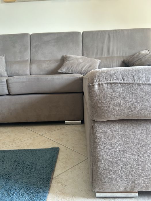 Sofá 3 lugares + Chaise Long como novo (com tecido anti gato)