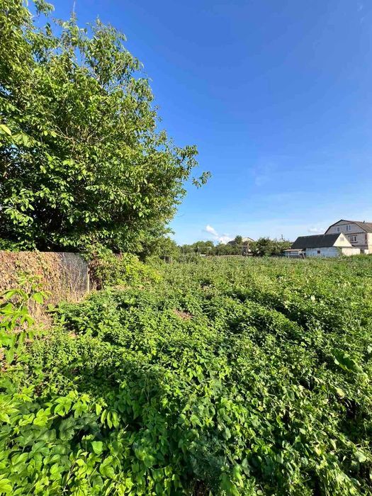 Продам земельну ділянку під забудову 18с 7218