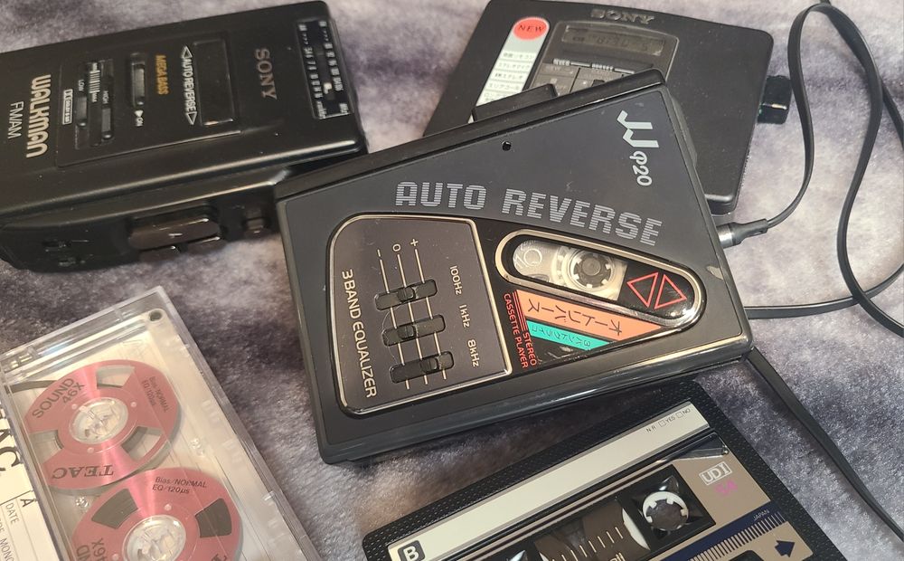 Винтажный кассетный плеер SANYO JJ-P20 рабочий, отличное звучание