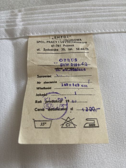 Obrus z czasów  PRL z kartką zakupu