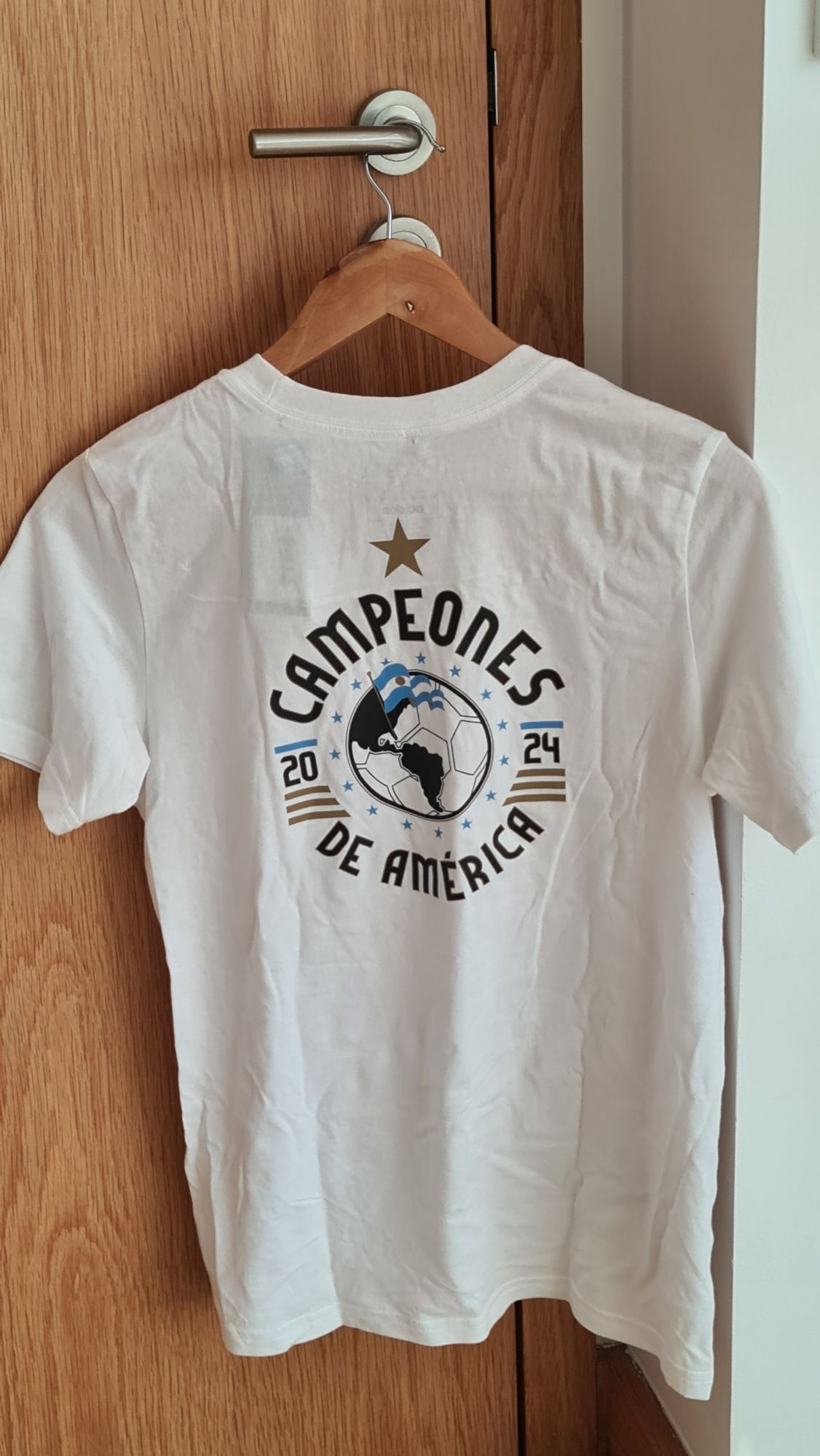 T-shirt nova Adidas Argentina