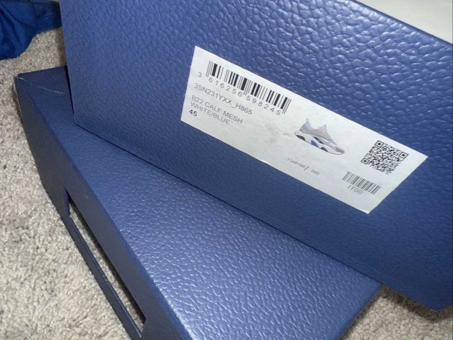Dior B22 “Branco e Azul”, tamanho 43 (Europeu)