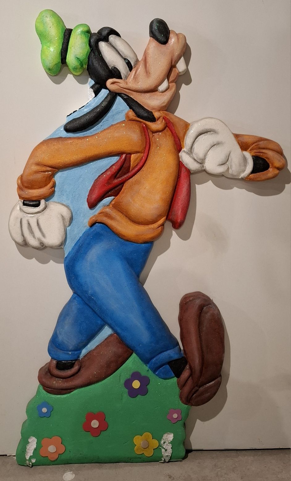 Bonecos da disney em esforovite para decoração de festas