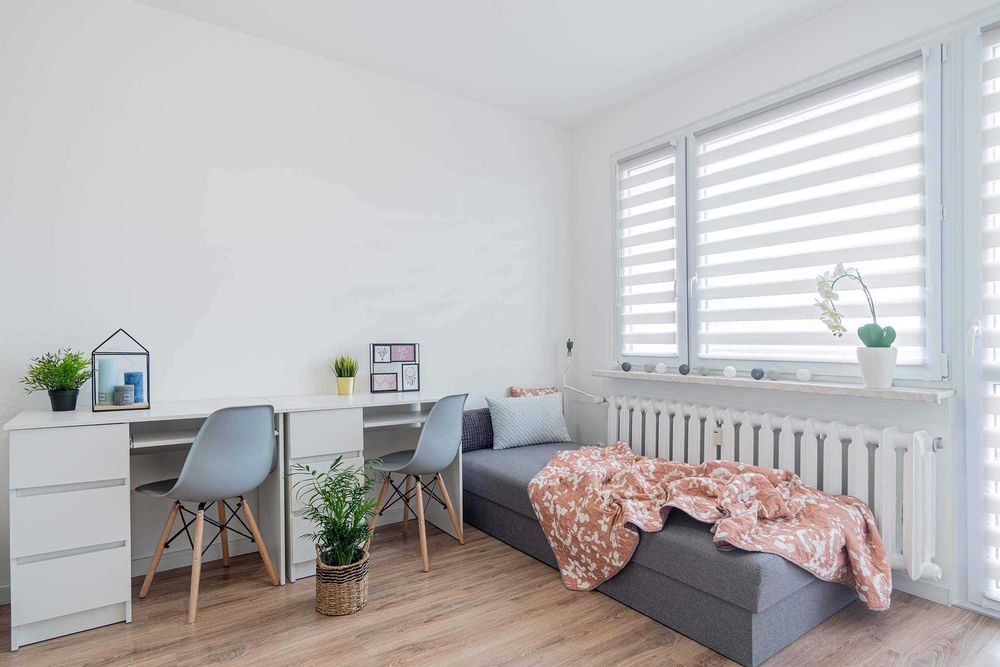 Duży pokój dwuosobowy z balkonem - Osiedle AK/ZWM - PO, UO, Medyczny