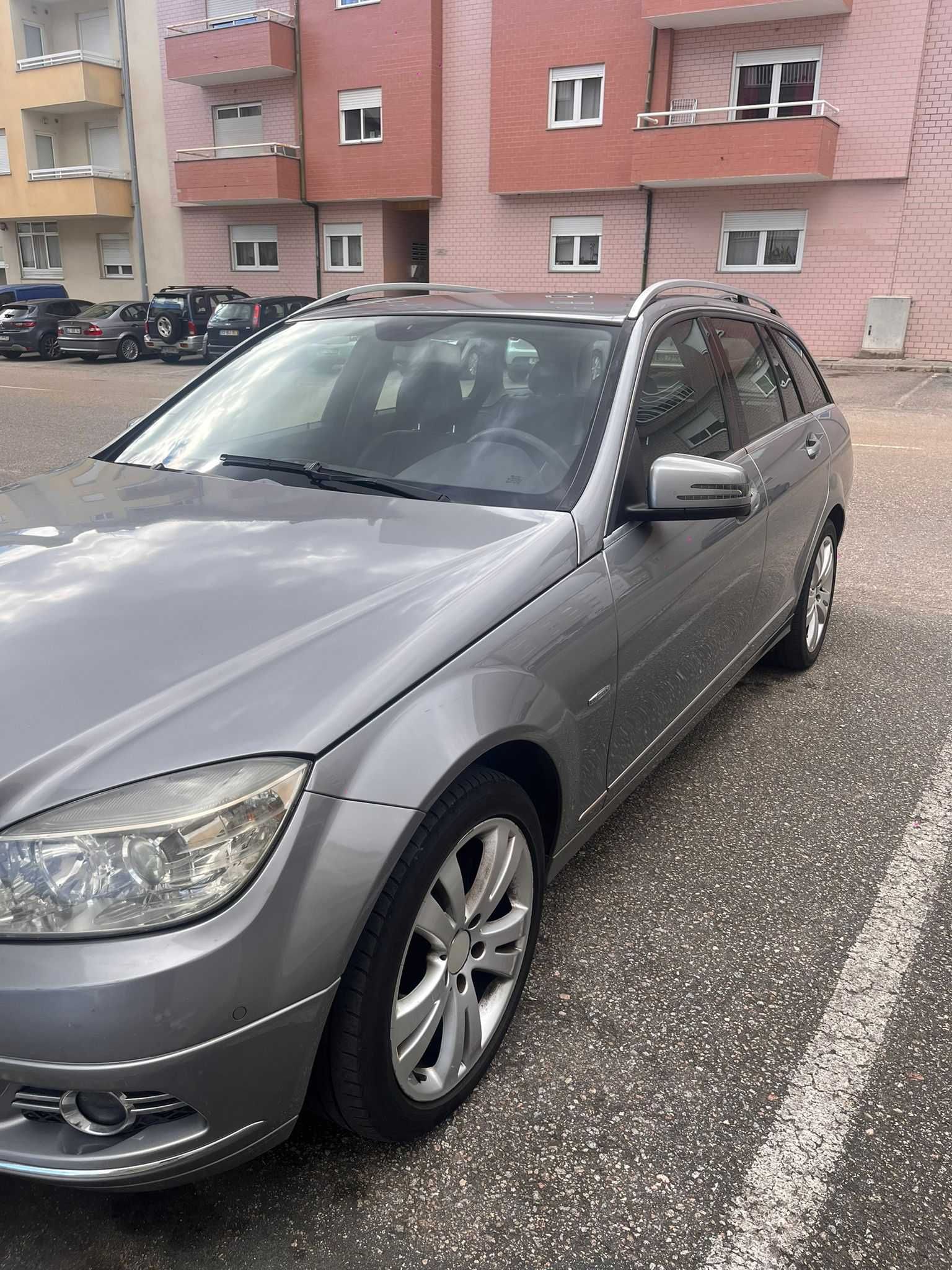 mercedes w220 em bom estado.