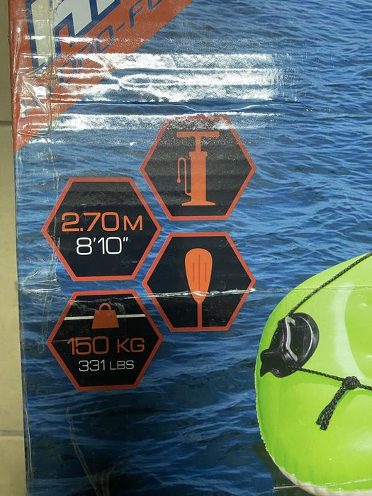 Caiaque insuflavel com pagaia