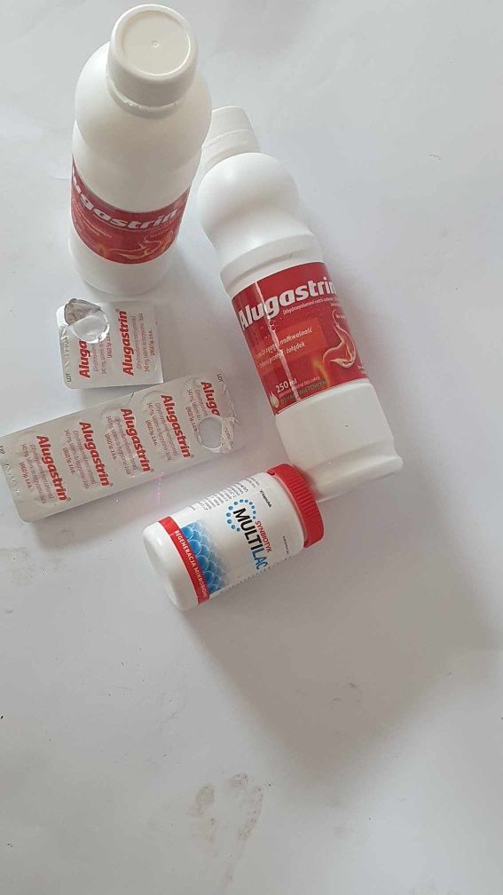 Alugastrin -zawiesina na nadkwaśność