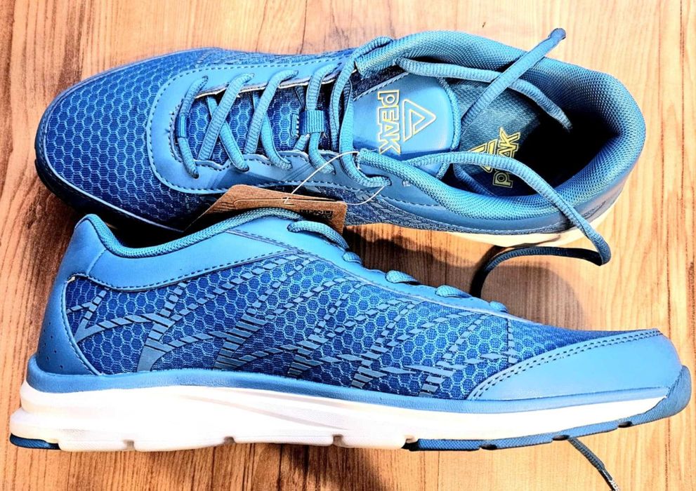 Кросівки для тренувань, занять спортом , PEAK