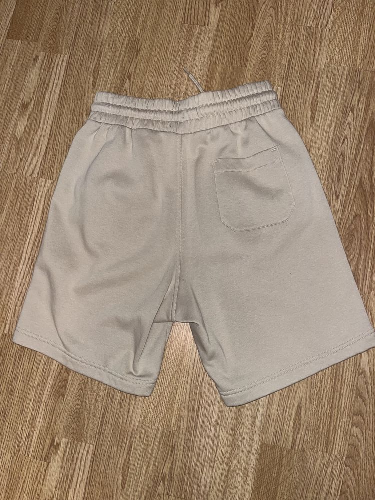 Шорти H&M(HM) Regular Fit