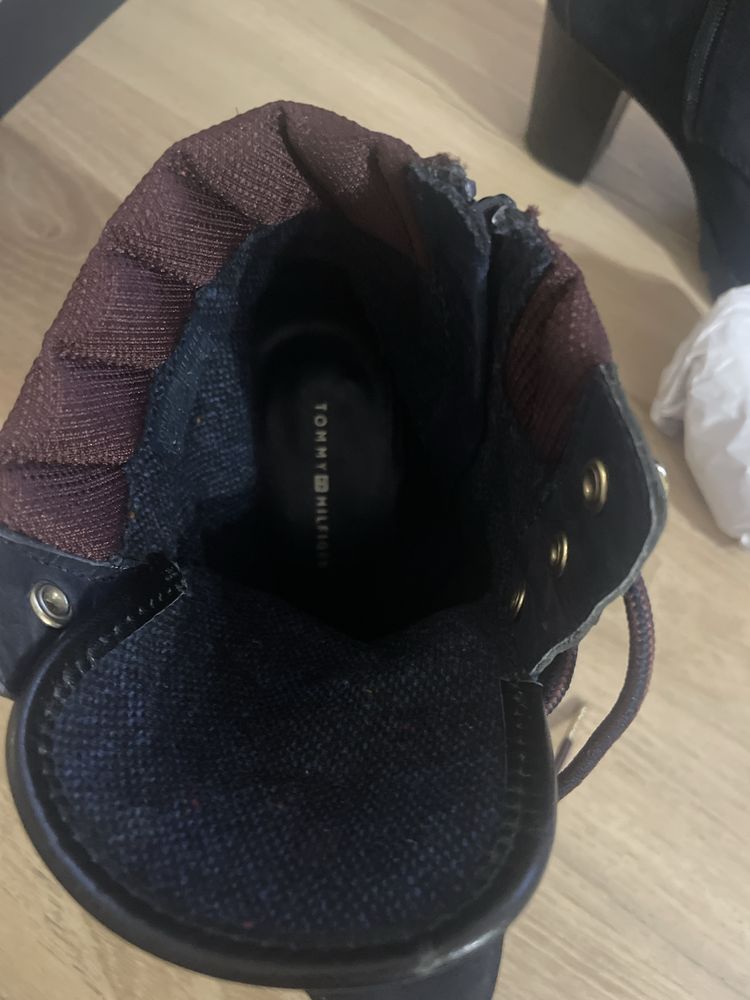 Botki kozaki Tommy Hilfiger r. 39