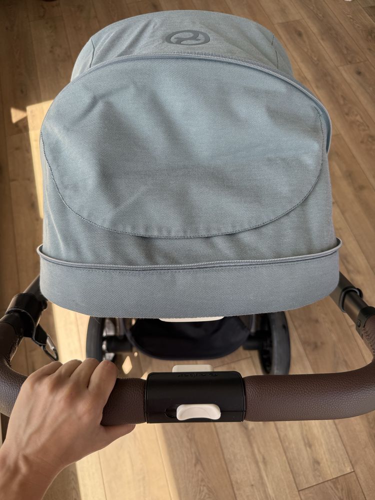 Cybex balios s lux sky blue