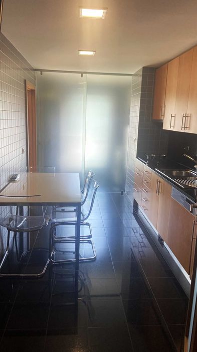 Apartamento T2 em Av. Visconde de Barreiros - Centro da cidade da Maia