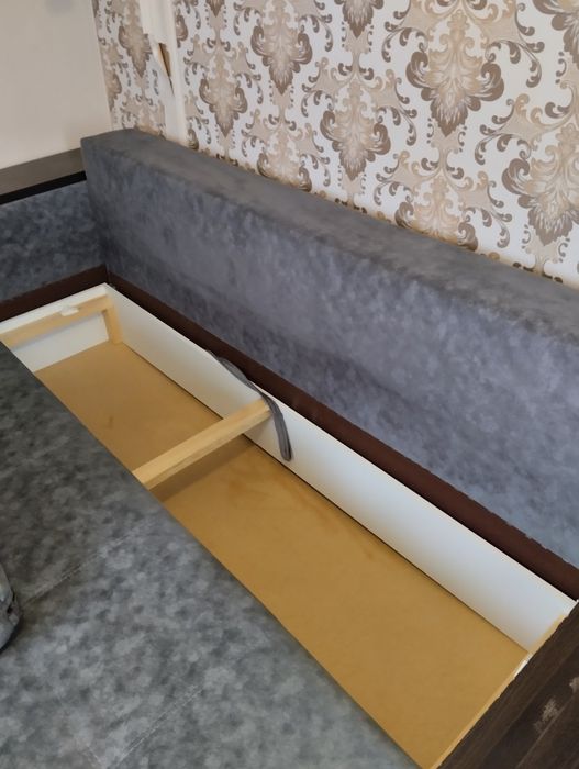 Продам диван антикоготь