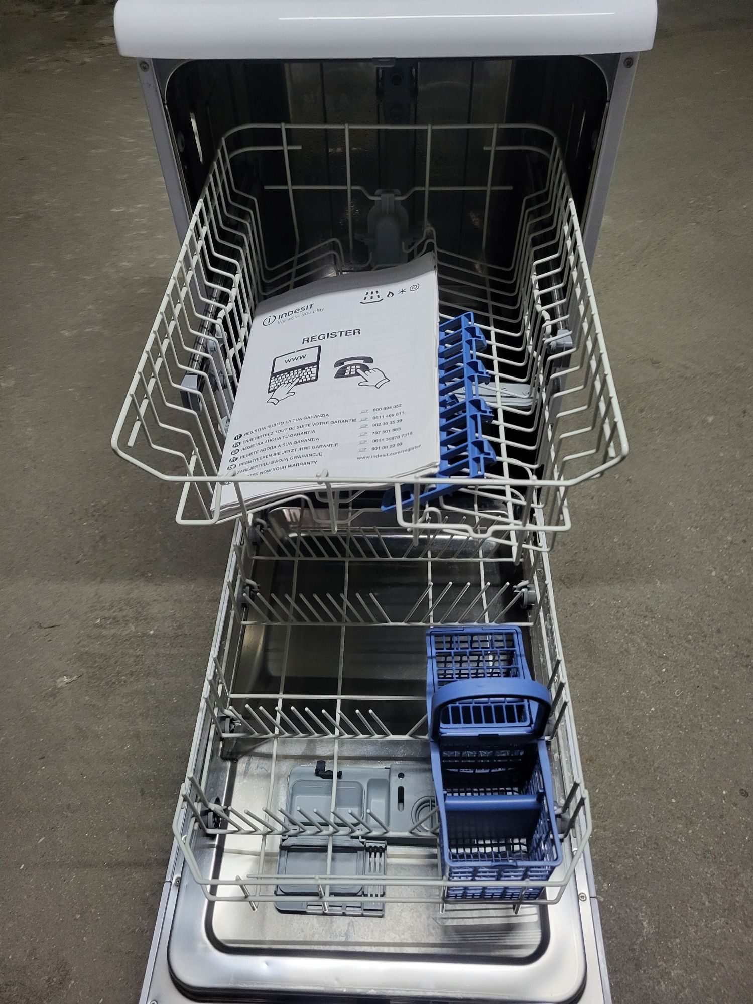 Máquina de lavar loiça Indesit de 45 cm com entrega e garantia