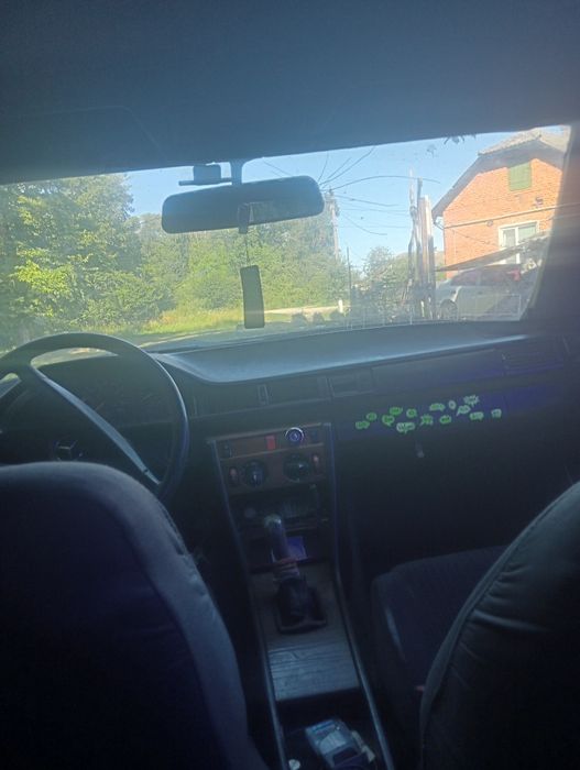 Продам або обміняю на друге авто  Мерседес 124 газ бензин 2.3 не на хо