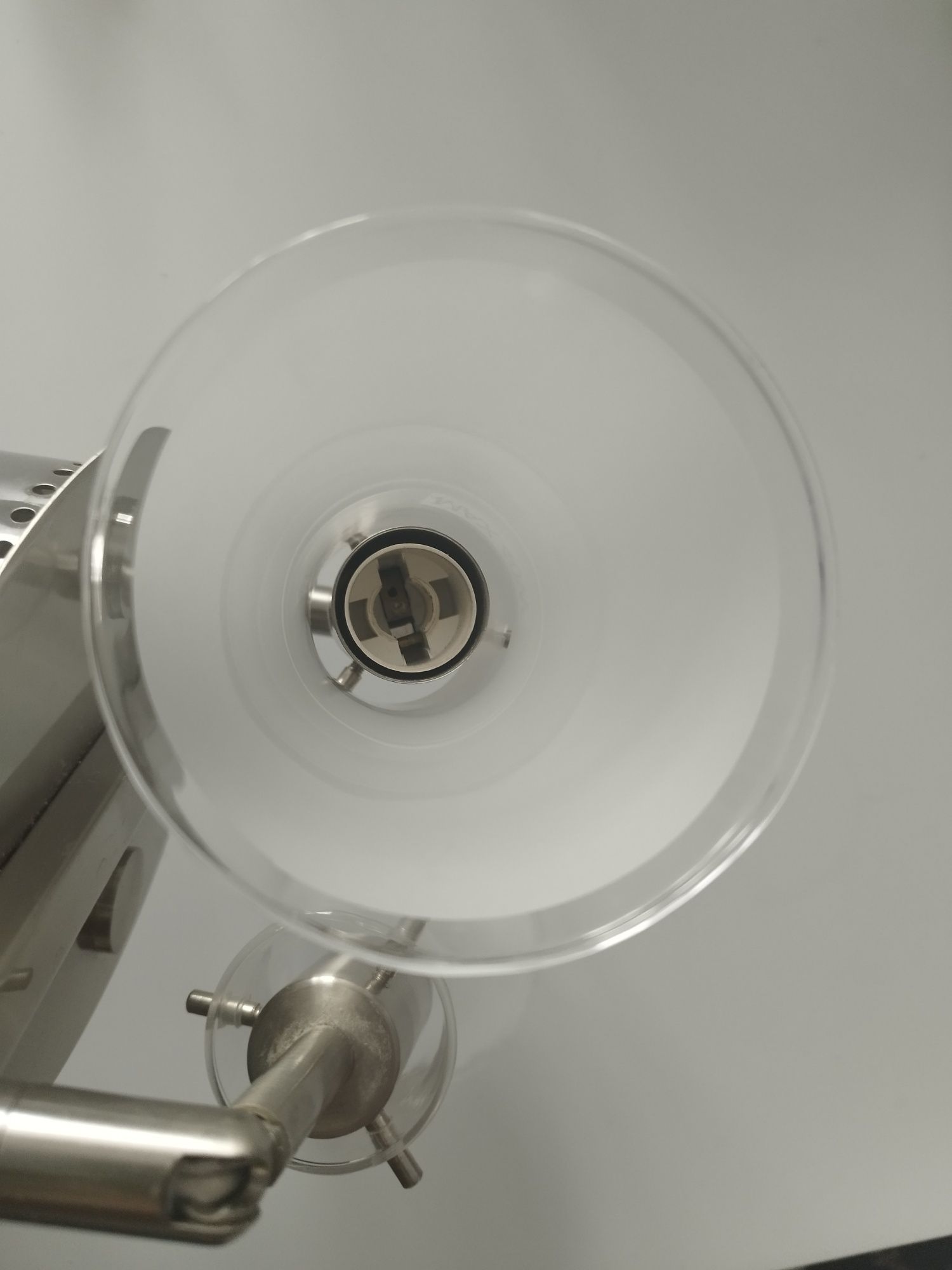 Lampa sufitowa bez żarówek