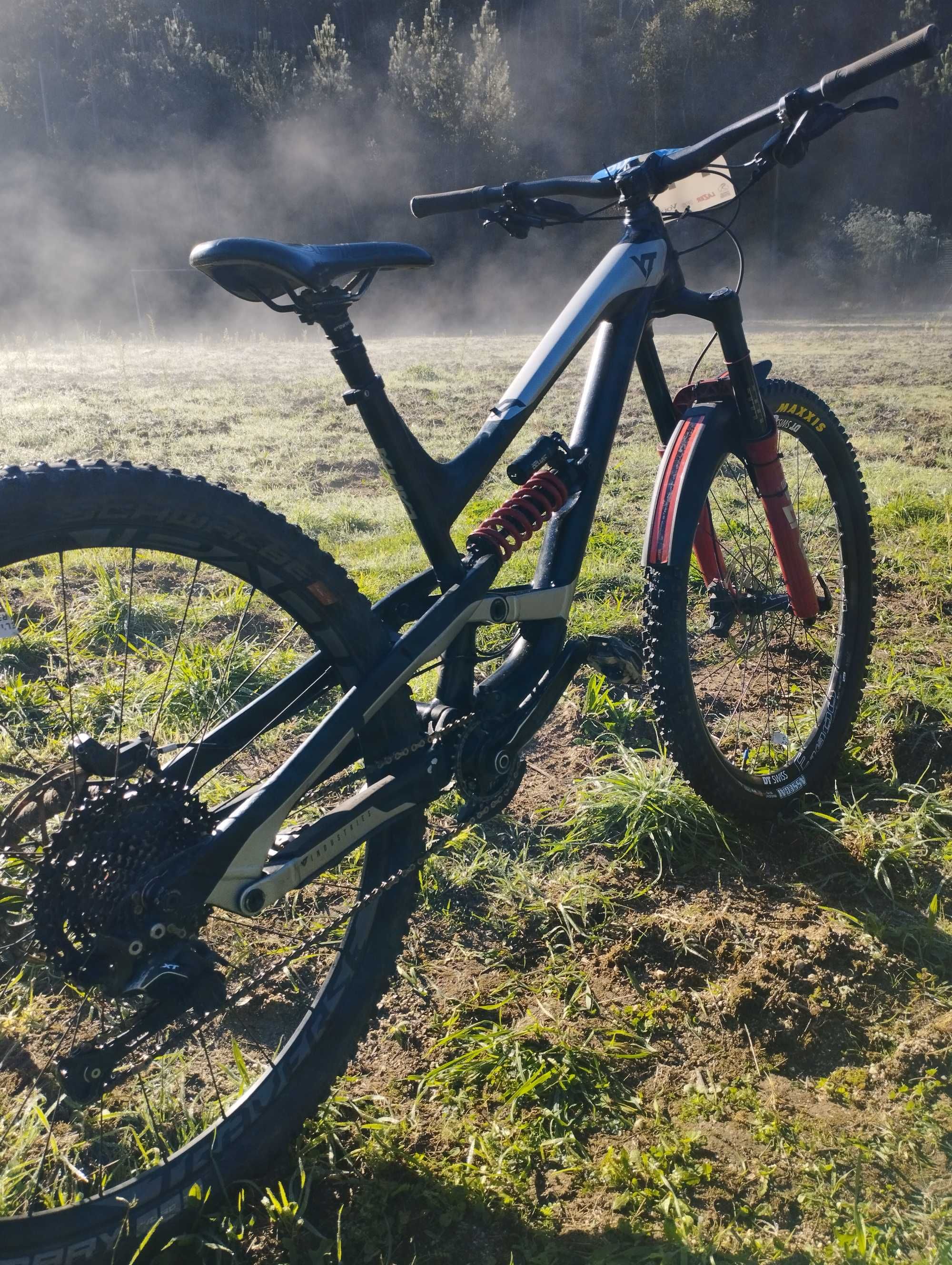 bicicleta de enduro yt capra