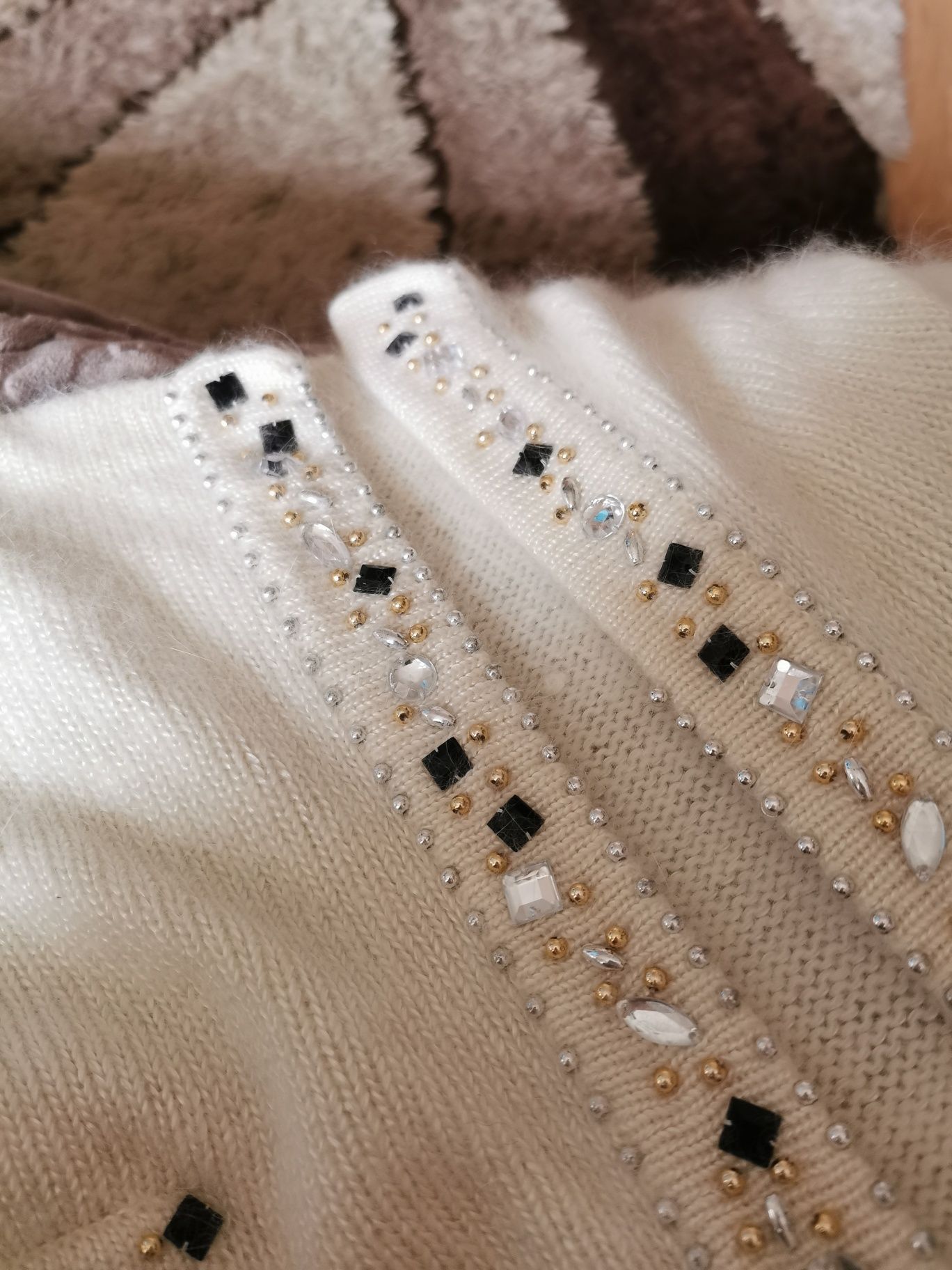 Sweter kardigan wełniany wełna angora kremowy beżowy kryształki L 40