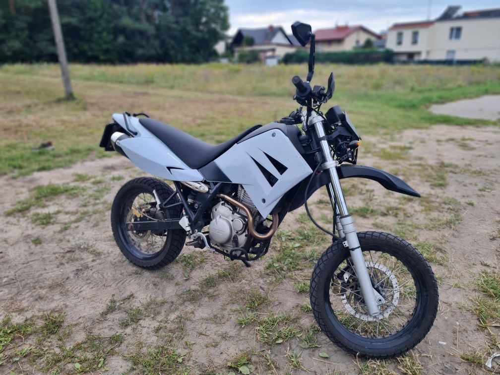 MZ 125 Supermoto
