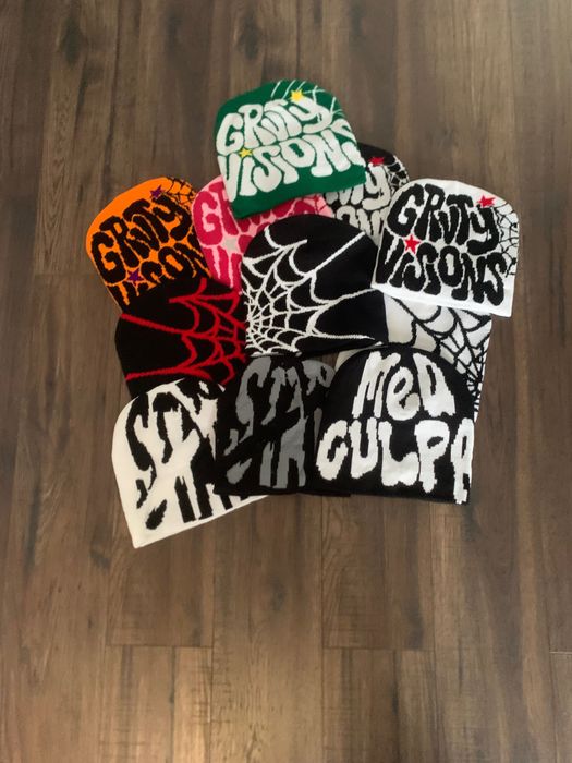 Продаю шапки y2k