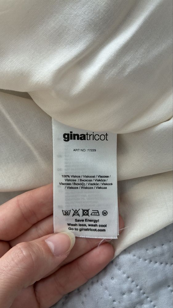 Zolta maselkowa bluzka typu hiszpanka Gina tricot M/38